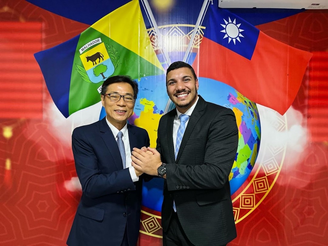 Malhador recebe o embaixador de Taiwan, Diego Wen, em visita histórica